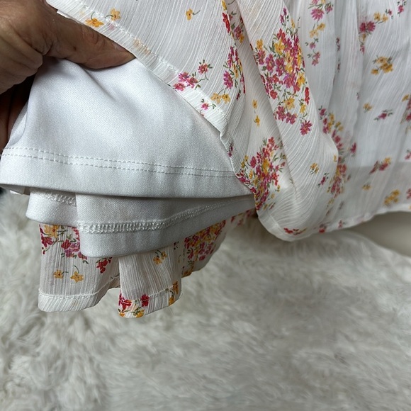 New Vince Camuto boho floral V-neck tiered ruffle mini dress size L - Picture 9 of 9